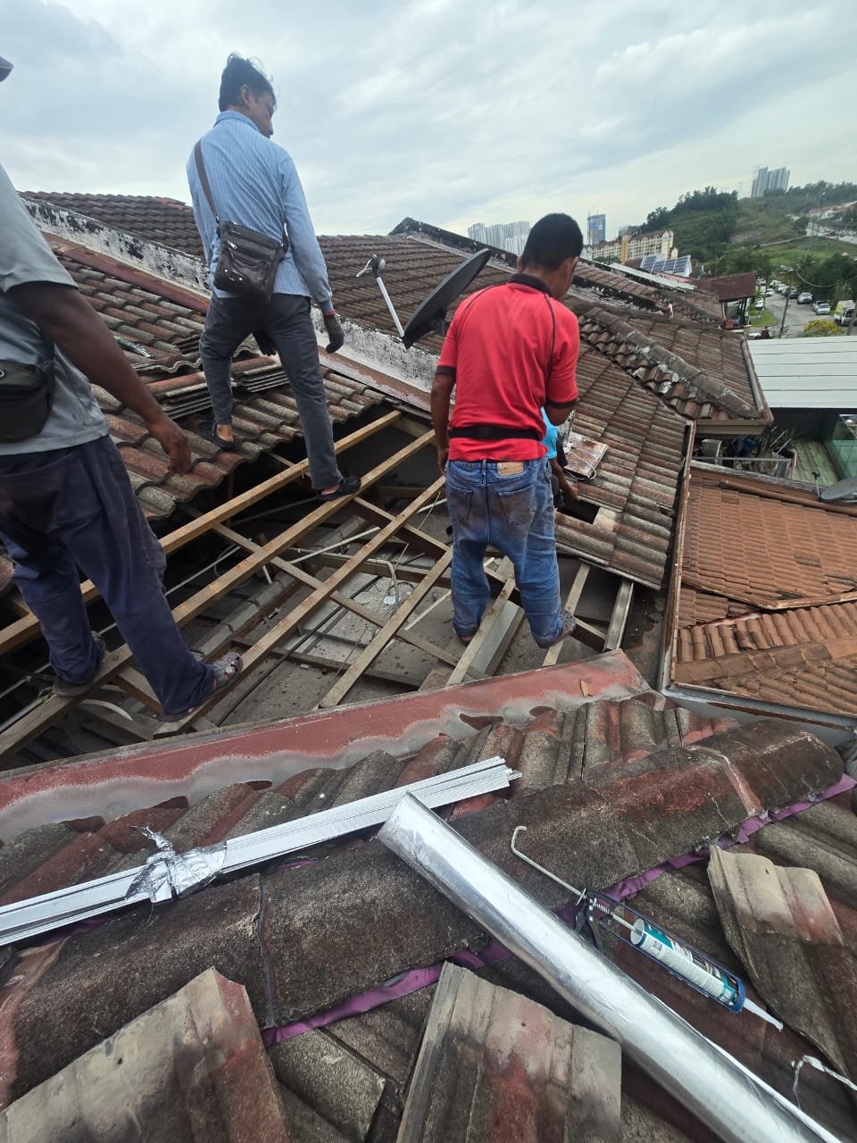 Roofsifu Roof Repair Problem IMG-20251221-WA0030